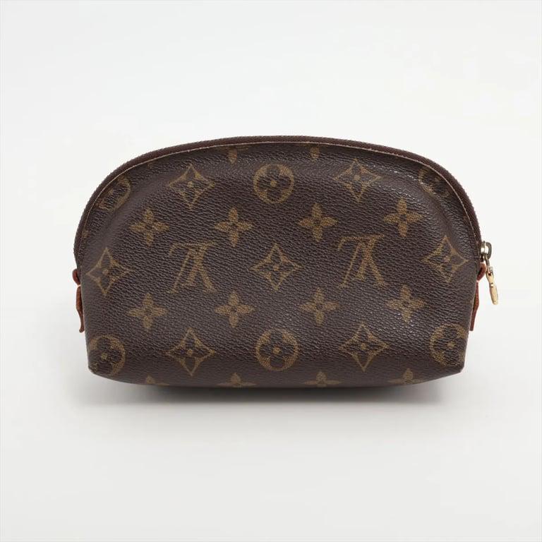 LOUIS VUITTON POCHETTE