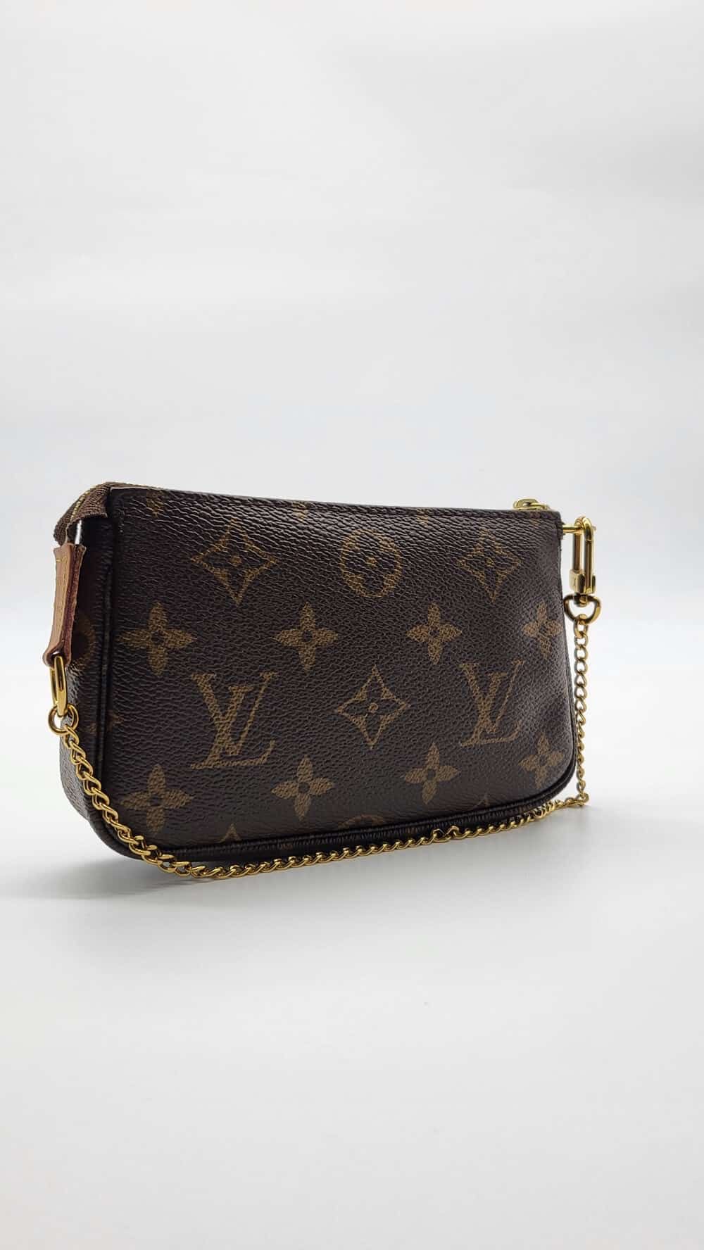 LOUIS VUITTON – MINI POCHETTE MONOGRAM CON CATENA