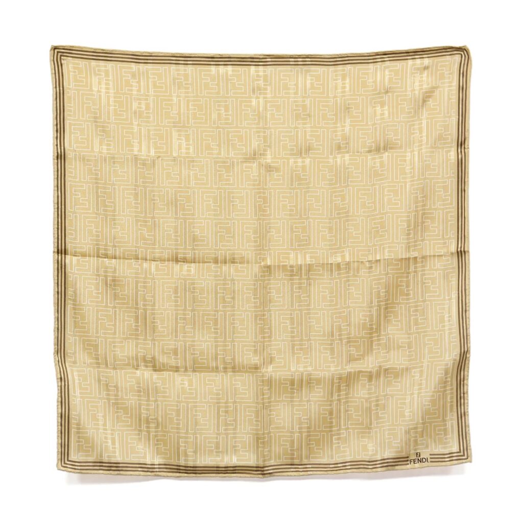 FENDI – MINI CARRÉ MONOGRAM ORO