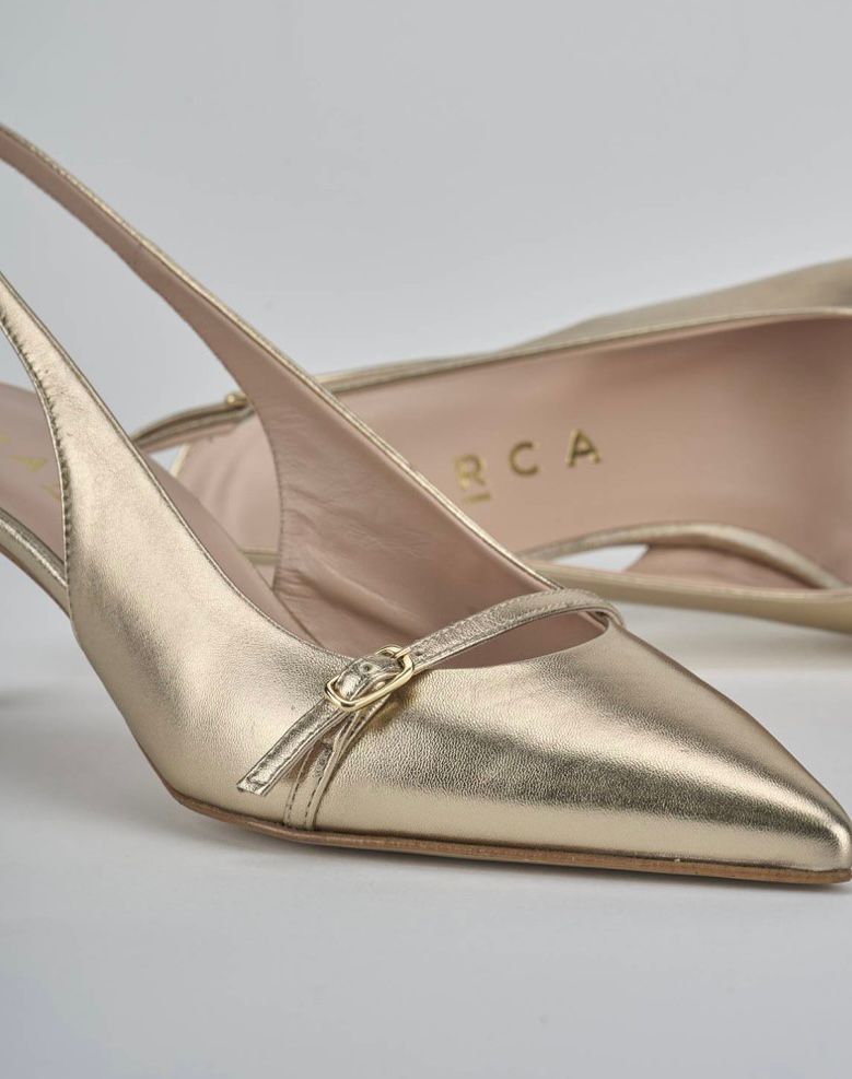 SLINGBACK HEEL IN PELLE ORO